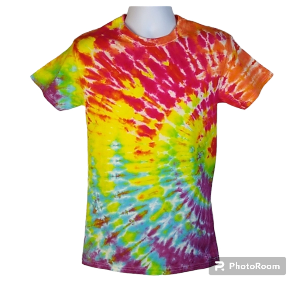 New Small Vibrant Tie Dye T-Shirt